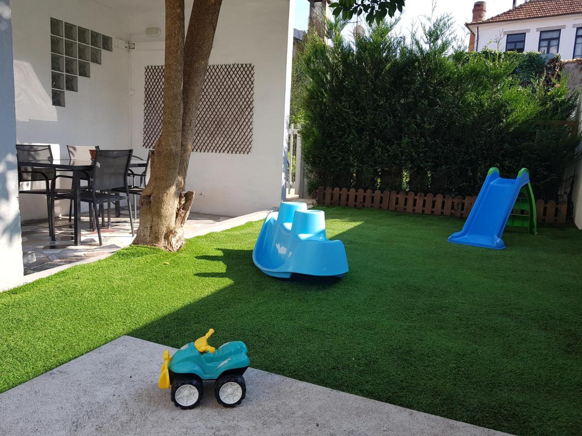 Porto In Sight, 4 Kids Villa Vila Nova de Gaia Exteriör bild